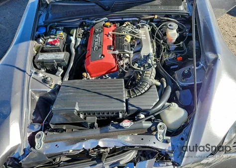 2001 Honda S2000 z USA, uszkodzony, nr VIN JHMAP11441T009192